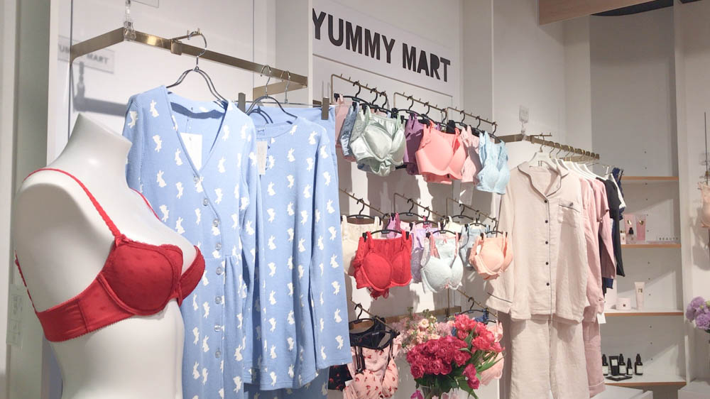 YUMMY MART(ヤミーマート)2019 SPRING COLLECTION
