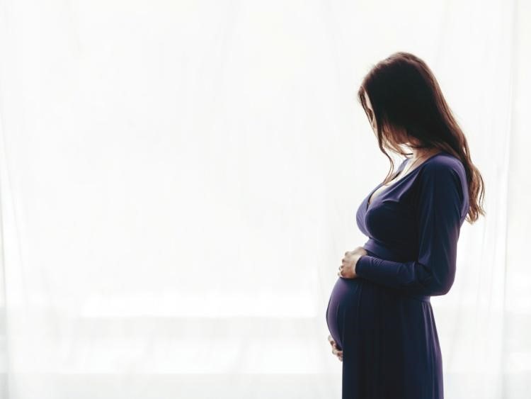 販売員は妊娠したことはいつ、だれに報告する？