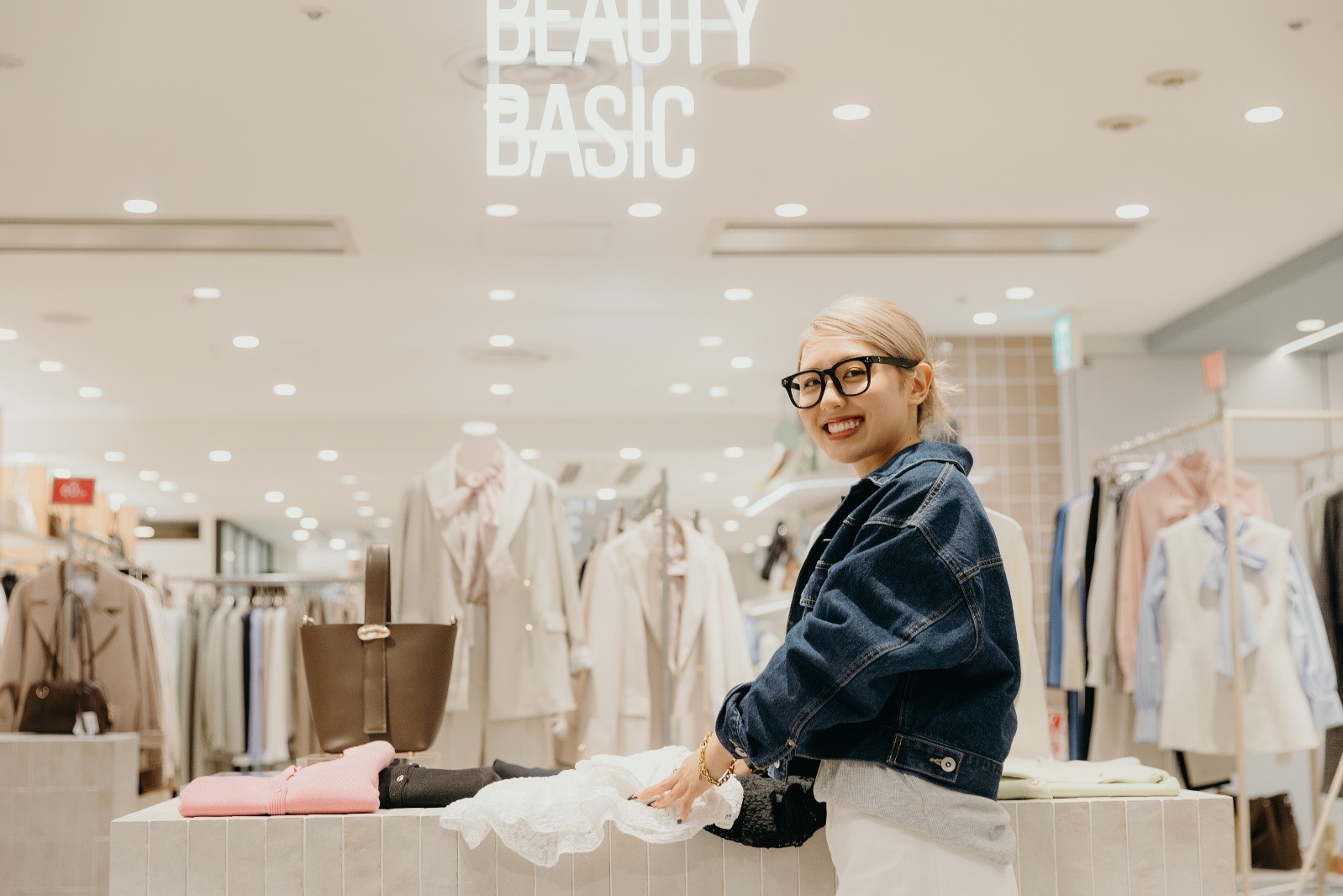 NATURAL BEAUTY BASIC販売員インタビュー