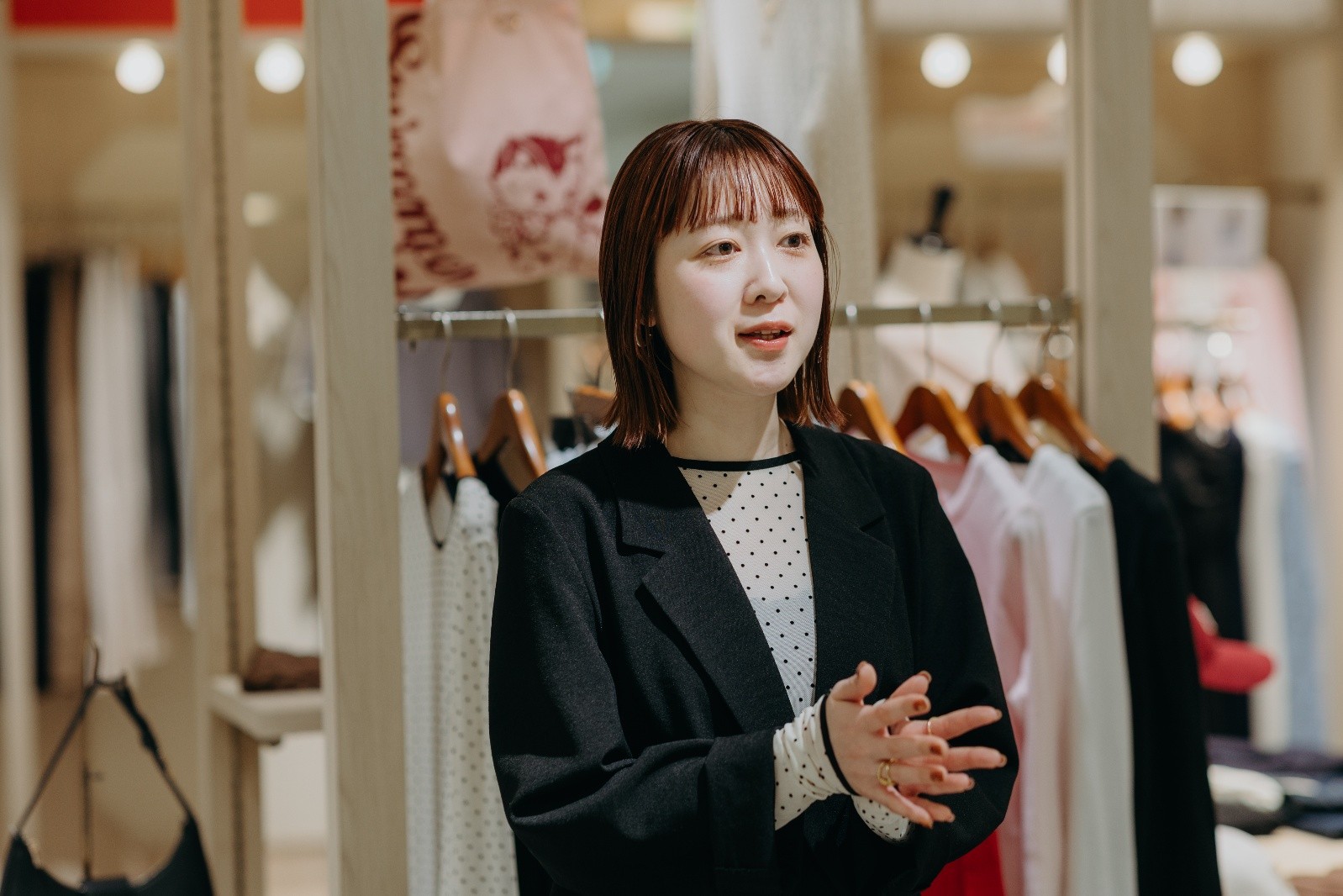 VIS（ビス）販売員インタビュー