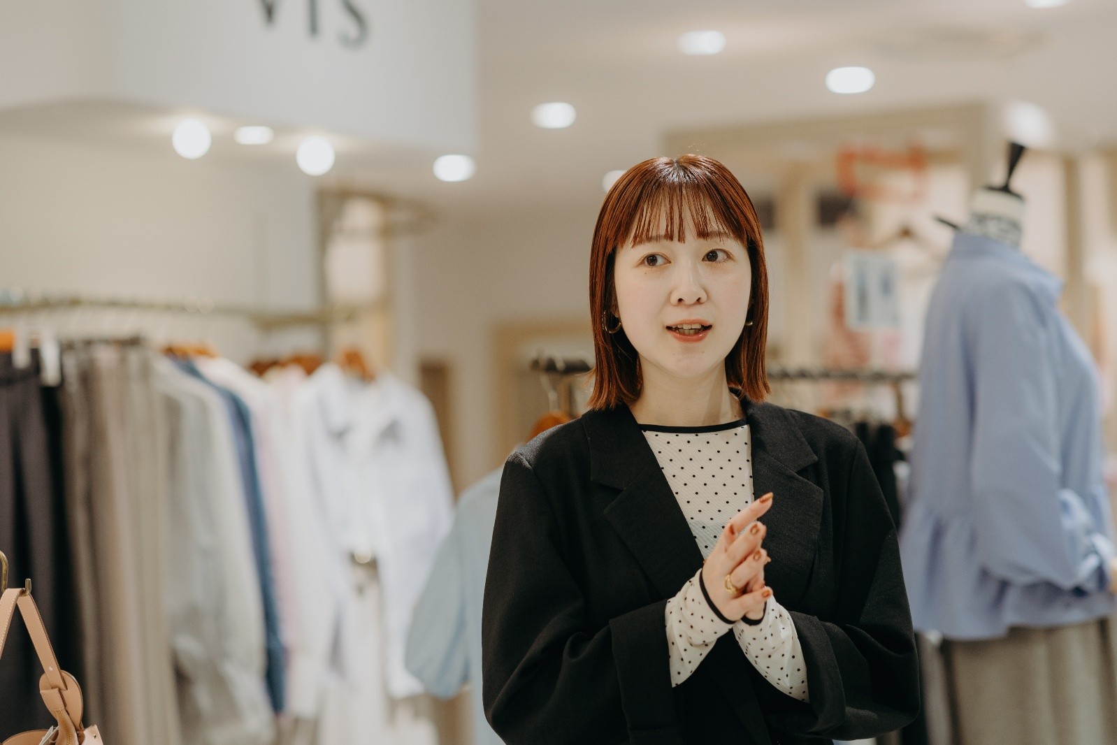 VIS（ビス）販売員インタビュー