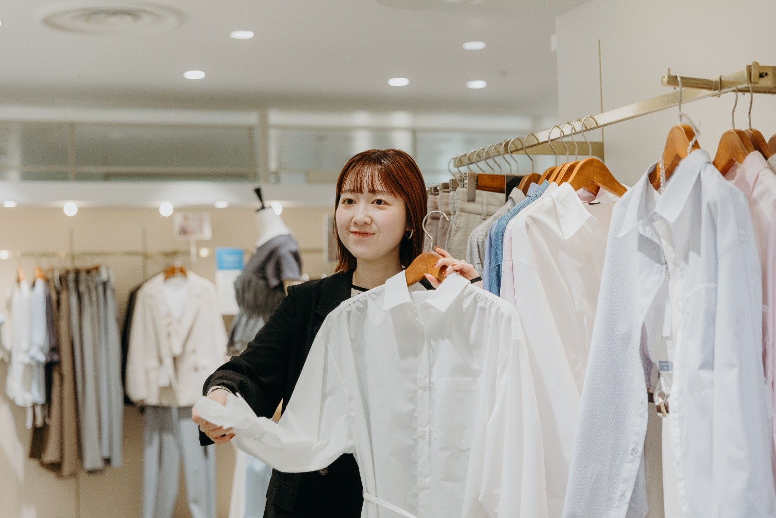 VIS（ビス）販売員インタビュー