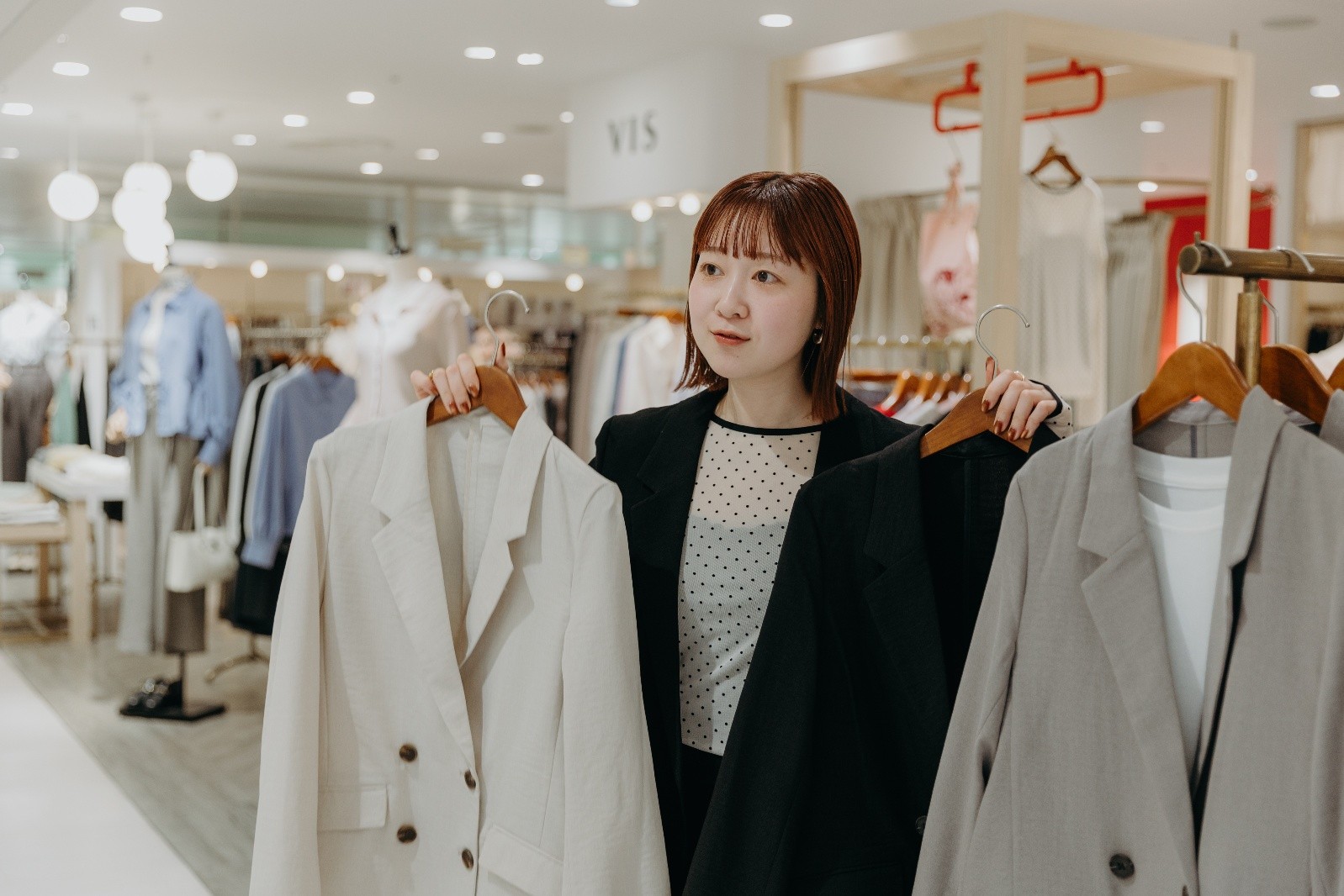 VIS（ビス）販売員インタビュー