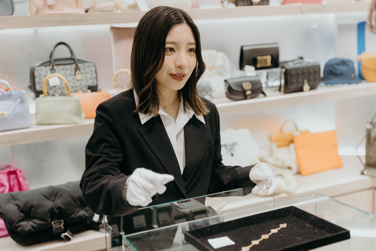 BRING：RED新宿店 店長にインタビュー