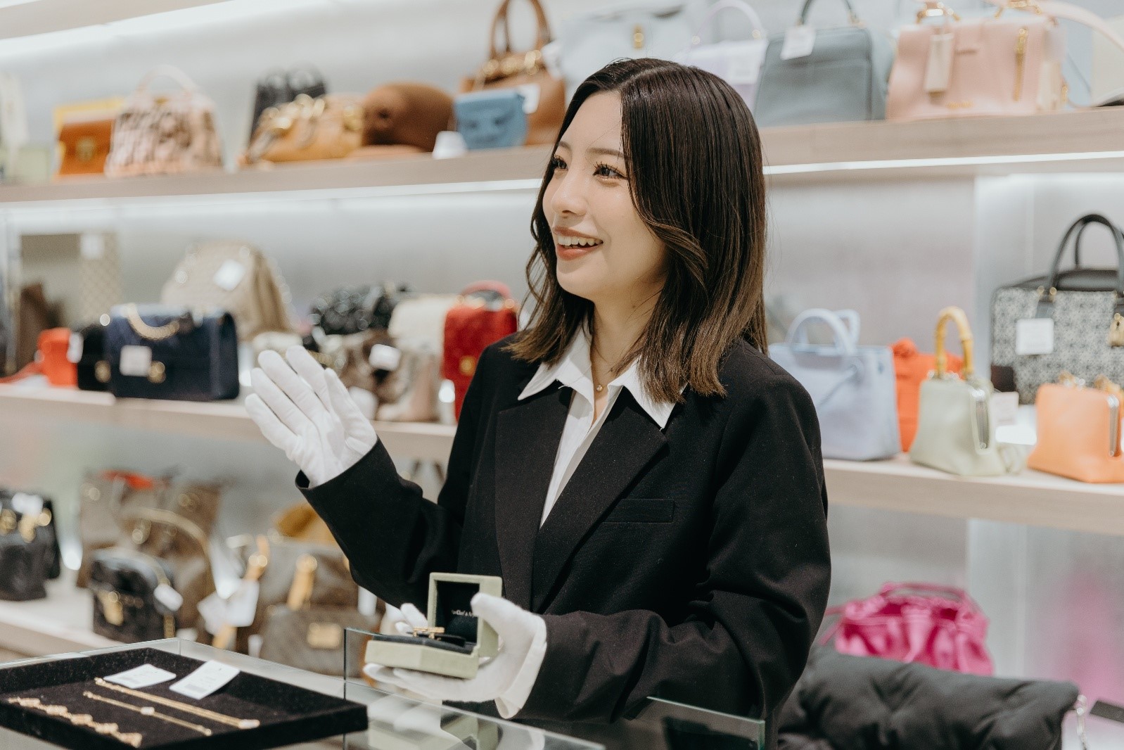 BRING：RED新宿店 店長にインタビュー